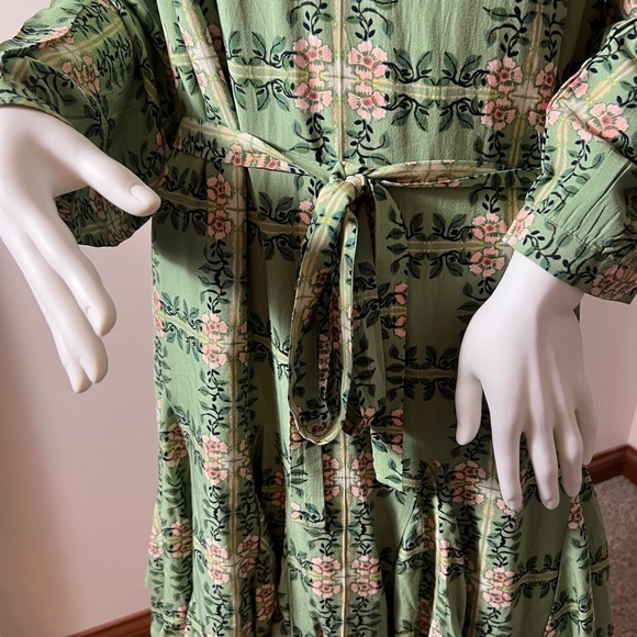 Loft Green and Pink Floral Tiled Vine Godet Dress, NWOT, Size L - Picture 4 of 8